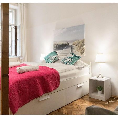 וינה Optimal Apartment, 5 Persons, Long Stay Discount מראה חיצוני תמונה