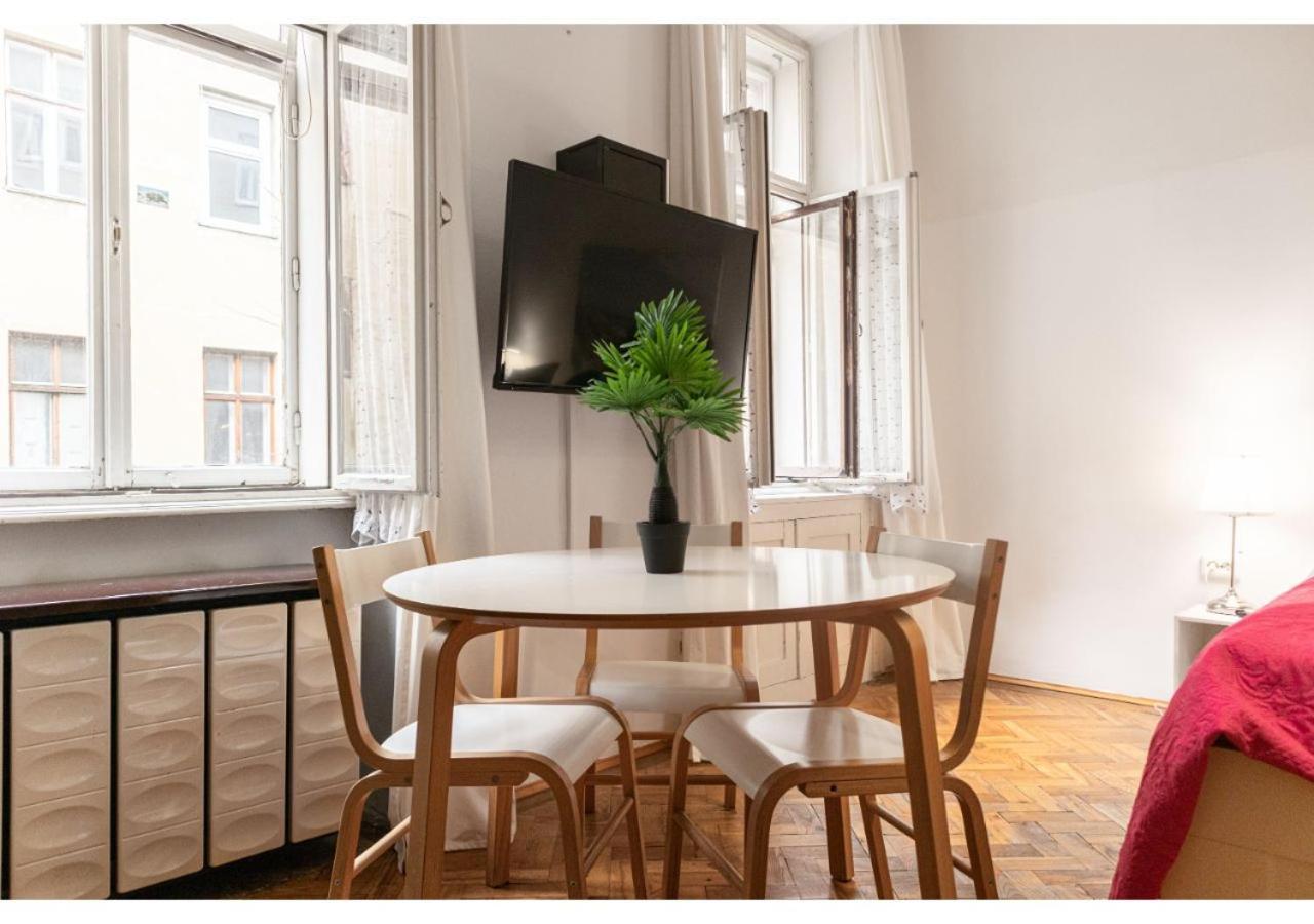 וינה Optimal Apartment, 5 Persons, Long Stay Discount מראה חיצוני תמונה